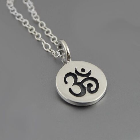 FashionJunkie4Life Sterling Silver Religious Symbol Pendant Necklace for Men and Women in Saudi Arabia