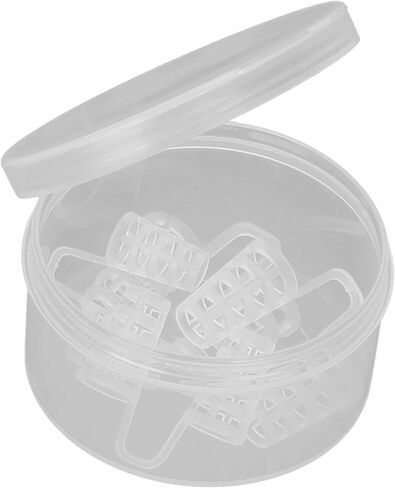 أجهزة مضادة للشخير، للنوم بهدوء 4 أحجام مختلفة، مشبك أنف مضاد للشخير محمول مع علبة بلاستيكية للسفر للاستخدام اليومي in Kuwait