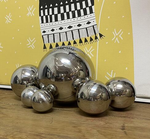 مجموعة كرات زخرفية لامعة، كرات زخرفية من الفولاذ المقاوم للصدأ، منحوتة كروية لديكور رفوف الخزانة المركزية (فضية-6 قطع) in Kuwait