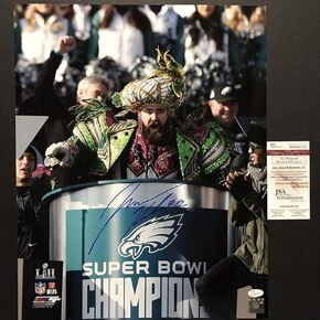 Autographed/Signed Jason Kelce Super Bowl Parade Speech Mummers Philadelphia Eagles 16x20 Football Photo JSA COA