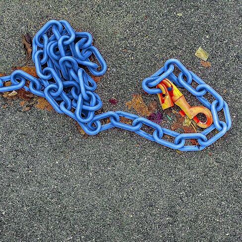 joikit 164 قدم × 1.4 بوصة سلسلة بلاستيكية ربط الأزرق، سلاسل حاجز السلامة البلاستيكية لسلسلة عيد الهالوين، سلاسل الدعامة، السيطرة على الحشود، سلاسل الديكور in Kuwait