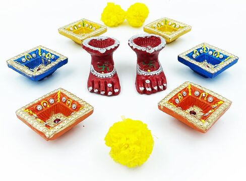 6 دياس و2 لاكسمي تشاران ديا دياس احتفالية بألوان متنوعة مع فتائل قطنية ديكورات احتفالية مصباح زيت ديوالي أضواء طين دياس لحامل ضوء الشاي ديوالي ديكور هندي ديكورات ديوالي in Kuwait