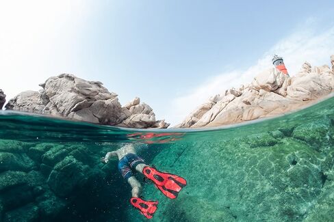 OCEAN REEF - زعانف ثنائية - زعانف للغطس والسباحة ووزن منخفض لسهولة التعبئة والسفر (أحمر، صغير/صغير جدًا) in Saudi Arabia