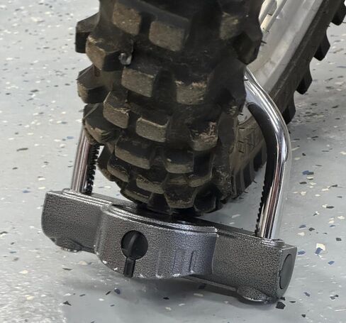 TRIMAX UMAX25D Universal Dual Purpose Narrow Body Trailer Coupler and U-Lock in Kuwait