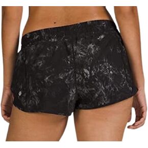 Lululemon Athletica LULULEMON Hotty Hot Short II 2.5 بوصة (مقاس 4، أكويلا أسود متعدد/أسود) in Kuwait