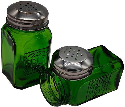 Vintage Salt and Pepper Shakers (Green, Medium) in Saudi Arabia