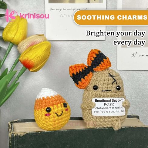 ديكور حلوى الذرة للهالوين، ديكور مكتب مكتب الهالوين اللطيف من الكروشيه، هدايا صغيرة للهالوين من الكروشيه للنساء 4 قطع in Kuwait