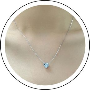 Heart Crystal Necklace Choker Chain Gold Cubic Zirconia Heart Necklace Cute Tiny Rhinestone Heart Pendant Choker Necklaces Minimalist Jewelry for Women and Girls