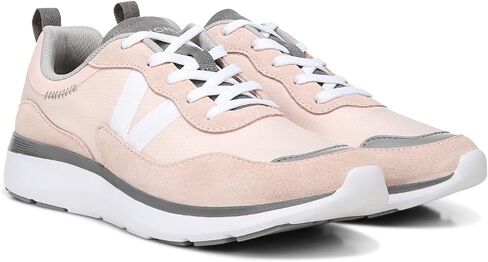 Vionic Women's Low-Top in Saudi Arabia