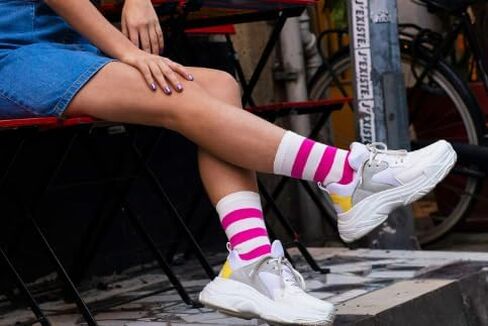 Women's Donut Socks Gift Boxes (6 Pack) - Fun, Colorful, and Super Soft Socks in Saudi Arabia
