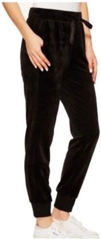 Champion Ladie's Velor Track Jogger Pants أسود (متوسط) in Saudi Arabia