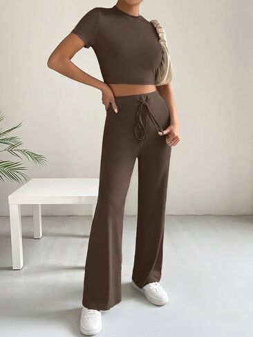 تي شيرت نسائي من MakeMeChic مكون من قطعتين رياضي صيفي قصير الأكمام وبنطلون قصير الساق in Saudi Arabia