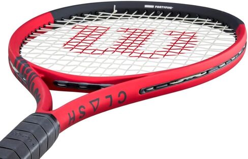 مضرب تنس ويلسون كلاش 108 v2 مربوط بخيط من اختيارك in Kuwait