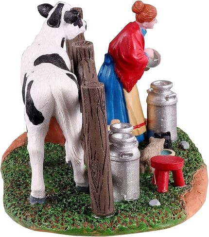 Lemax Victorian Dairy Farmer #13563 in Saudi Arabia