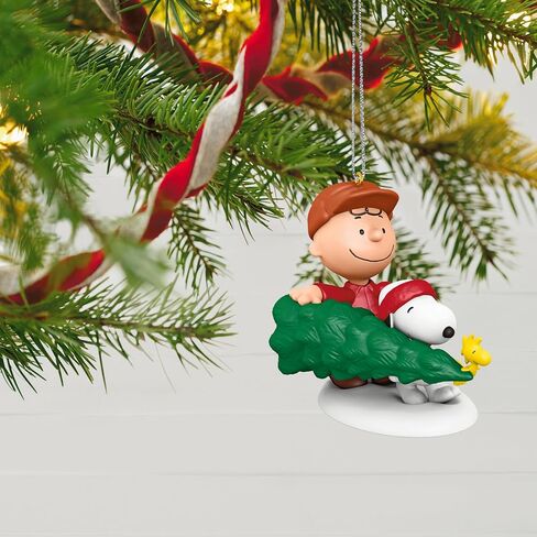 Hallmark Keepsake Christmas Ornament 2024, Peanuts Spotlight on Snoopy Surf's Up!, Gifts for Peanuts Fans in Saudi Arabia