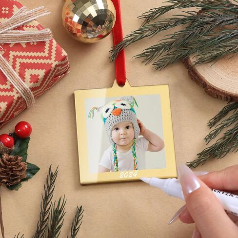 UNIQOOO 8 Pcs Christmas Acrylic Gold Photo Frame Ornaments for Display Picture, 2.5 x 2.5 inch Festive Hanging Decoration, Double-Sided Picture Frames for Holiday Season, Home, Party, Xmas Tree Decor in Kuwait