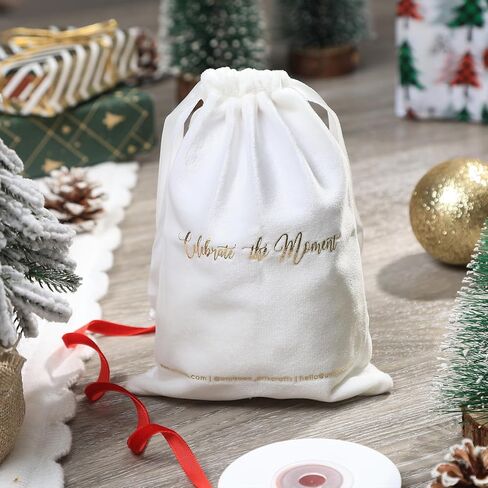 UNIQOOO 8 Pcs Christmas Acrylic Gold Photo Frame Ornaments for Display Picture, 2.5 x 2.5 inch Festive Hanging Decoration, Double-Sided Picture Frames for Holiday Season, Home, Party, Xmas Tree Decor in Kuwait