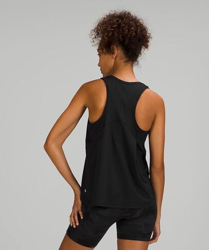 قطار Lululemon الأساسي بدون أكمام (أسود، مقاس 0) in Kuwait