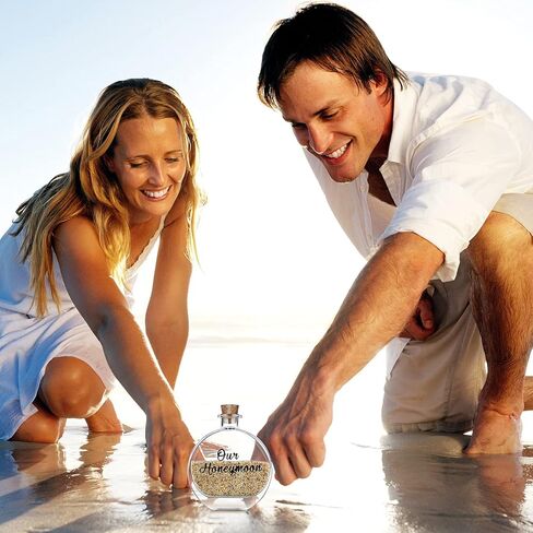 جرة تذكار رمل شهر العسل، أساسيات شهر العسل، ديكور شهر العسل في زجاجة رمل مستديرة، زجاجات زجاجية مع سدادة من الفلين للزوجين حديثي الولادة، الزفاف، عطلة الخطوبة، السفر لشهر العسل تذكارية in Kuwait