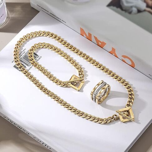 ويستيك سوار ذهبي مربع بمشبك ربط كوبي عريض للنساء من الستانلس ستيل مع تعليقة سلسلة وقلادة مكتنزة in Kuwait