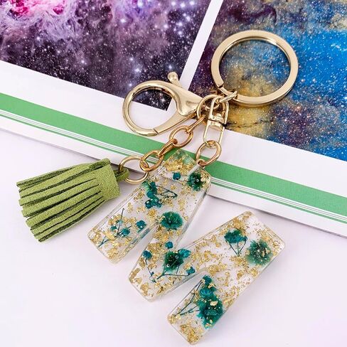 SELOVO Women Girls Initial Green Keychain Capital Letter Alphabet Keyring in Saudi Arabia