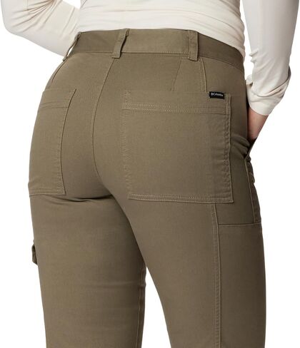 Columbia Women's Calico Basin Cotton Pant in Saudi Arabia