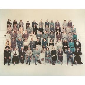 MGM Family Photo Posed With Cast Photo Print (10 x 8)