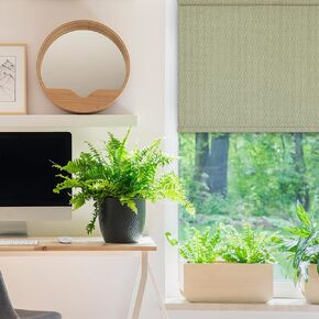 Versailles' Valentina Cordless Roman Shades