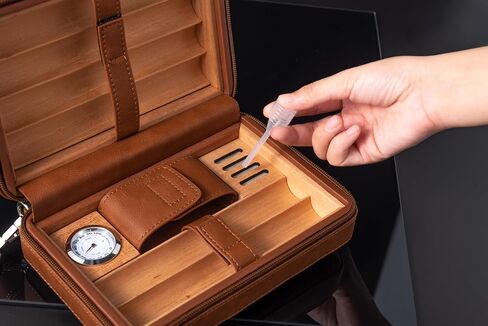 leather cedar cood humidor case, portable travel humidor box with humidifier,Capacity: 6 pcs(Brown) in Saudi Arabia