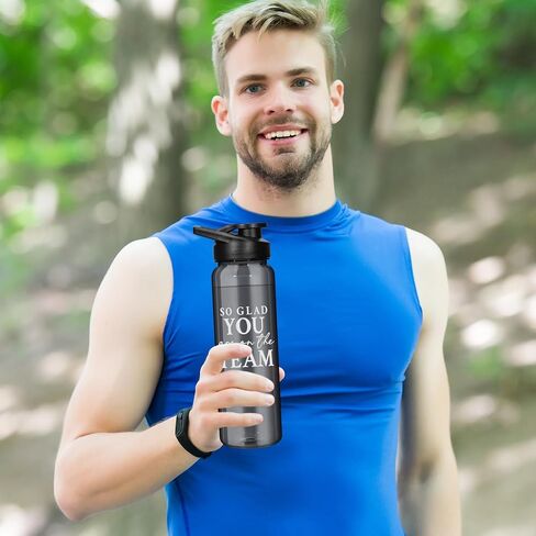 12 قطعة من Lallisa، هدايا شكر، هدايا تقدير، زجاجات مياه رياضية بلاستيكية سعة 24 أونصة مع سلسلة مفاتيح من السيليكون، هدايا ملهمة للموظفين، علامة شكر لزملاء العمل والنساء والرجال، رمادي in Kuwait