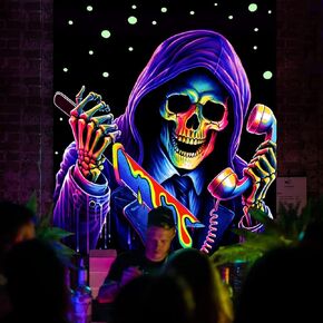 SparkLia Horror Skull Tapestry، Blacklight UV Reactive Cool Skeleton Hippie متوهجة المفروشات الجدار شنقا لغرفة النوم، غرفة المعيشة - 30 × 40 بوصة