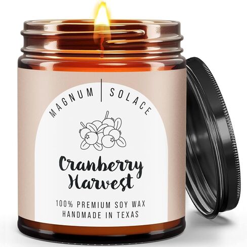 شموع عيد الميلاد المعطرة - شموع العطلات - الشتاء والخريف - شمعة شمع الصويا الممتازة - حصاد التوت البري in Kuwait