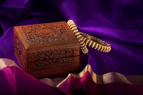 صندوق مجوهرات خشبي صغير فاخر بتصميم زهور - صندوق حلية للسيدات - حقيبة تخزين مجوهرات - مظهر عتيق - مصنوع يدويًا بشكل تقليدي - إكسسوارات ديكور منزلي - هدية مثالية للنساء والفتيات، Style6 in Kuwait