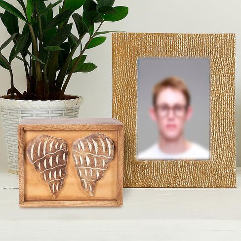 Funeral Cremation Urn Ashes With Beautiful Handmade Carving in Centre- Medium Natural,Urns for Human Ashes Adult Wooden,Wooden Urn with Hand-Made Design for Human Ashes, Wooden Urns Hand-Crafted in Saudi Arabia