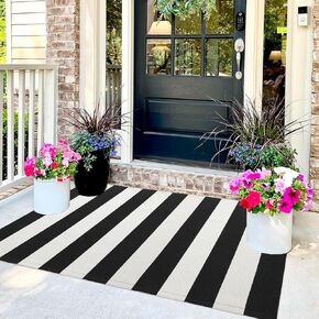 Striped Rug Outdoor Porch Rug Black and White 27.5x43 inches Washable Layered Outdoor Doormat Front Door Mat Cotton Striped Outdoor Rug for Front Door Entryway Patio Laundry Kitchen