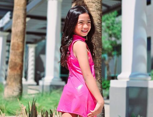 Dance Costumes Girls Glittery Dancewear Side Split Hip Pop Dress Shiny Sleeveless Tops with Sparkly Shorts in Kuwait