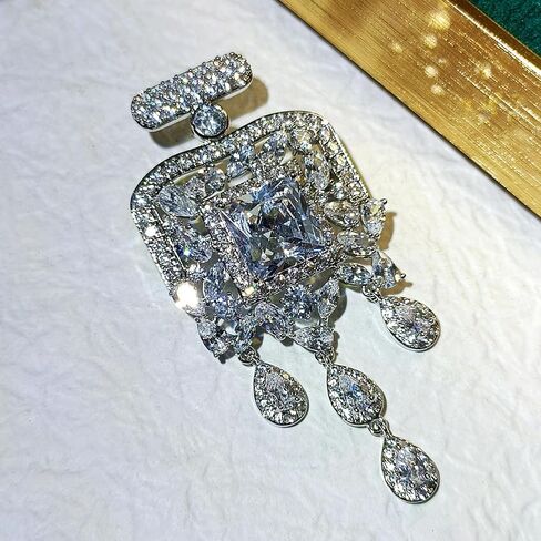 مذهلة واضحة مكعب الزركون عطر زجاجة دبوس بروش مع شرابة قطرة المسيل للدموع in Kuwait