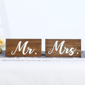 Mr and Mrs Sign, Mr & Mrs Sign for Wedding Table, Freestanding Wooden Wedding Wooden Letters, Home, Anniversary, Wedding, Valentine’s Day Decoration, Bridal Shower or Engagement Gift