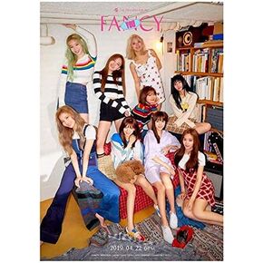 الألبوم المصغر السابع من TWICE - FANCY YOU [C ver. ]+1 ملصق مطوي+1 بطاقة صورة إضافية+1 قناع أيدول+1 مرآة يد للجيب in Kuwait