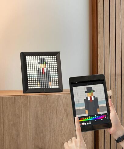 إطار Divoom Pixoo LED Pixel الفني - شاشة رقمية ذكية لفن الحائط، ديكور غرفة الألعاب، لوحات LED قابلة للتخصيص، ساعة رائعة وتقويم، مثالية للفن الرقمي in Kuwait
