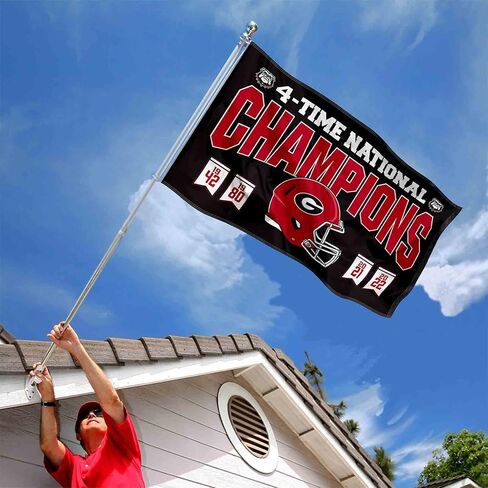 شركة College Flags & Banners Co. Georgia Bulldogs 4 Time Champs لافتة ومنسوجة على الحائط in Saudi Arabia
