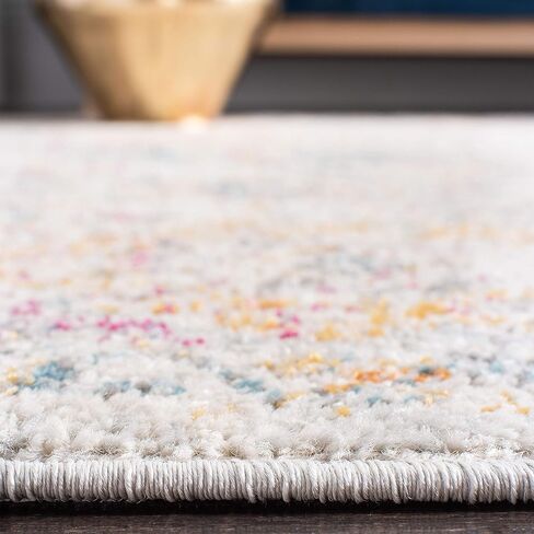 سجادة SAFAVIEH Madison Collection - 3' x 5'، رمادي وذهبي، تصميم مزخرف بميدالية الأزهار، لا يتساقط ويسهل العناية به، مثالي للمناطق ذات حركة المرور العالية في المدخل، وغرفة المعيشة، وغرفة النوم (MAD611F) in Saudi Arabia
