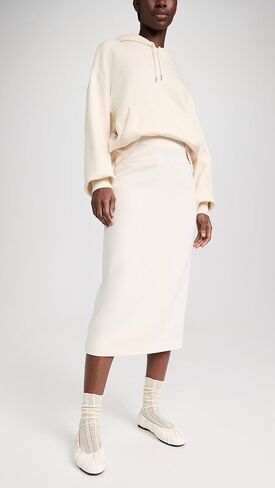 جوارب الربيع النسائية المحبوكة بالدانتيل من Stems in Kuwait