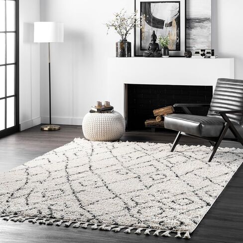 nuLOOM Nieves Moroccan Diamond Tassel Area Rug, 8x10, Off-white in Saudi Arabia