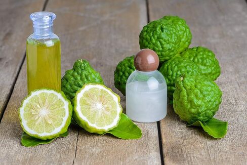 artnaturals 100% Pure Peppermint Essential Oil (.5 Fl Oz / 15ml) - Premium Therapeutic Grade Mentha Peperita - Fresh Mint for Hair Growth and Skin - Repel Mice and Spiders - Natural Rodent Repellent in Kuwait