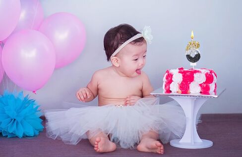 تاج 6 شمعة عيد ميلاد ثلاثية الأبعاد رقم 6 شمعة لكعكة عيد الميلاد فتاة صغيرة الأمير الأميرة حفلة عيد الميلاد السادس لتزيين الكيك، أسود فضي وذهبي لامع in Kuwait
