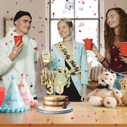 هدايا عيد الميلاد الخمسين للنساء مع كأس نبيذ 15 أونصة، وتاج عيد الميلاد الخمسين، ووشاح، وغطاء للكيك والشموع، وزينة عيد ميلاد عمرها 50 عامًا، فكرة هدايا عيد الميلاد الخمسين in Kuwait