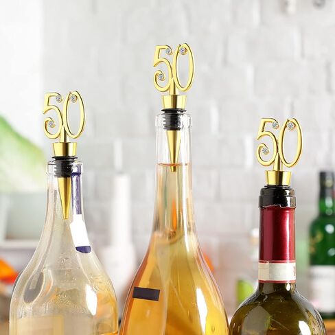 15 قطعة سدادة نبيذ عيد الميلاد لحفلات أعياد الميلاد تقدم سدادات زجاجات النبيذ والمشروبات المصنوعة من السيليكون من سبائك الزنك وديكورات تذكارية لذكرى الزفاف للضيوف (50 عامًا) in Kuwait