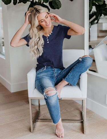 تي شيرت حريمي صيفي برقبة على شكل حرف V من DittyandVibe بأزرار فضفاضة كاجوال من Henley Tunic in Saudi Arabia