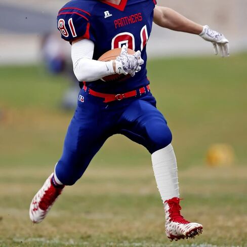 QEES Football Leg Sleeves For Men,Scrunch Football Sleeves, Leg Sleeve For Men Women Kids Boys Athletes.Football Accessories. in Saudi Arabia